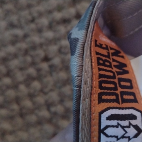 Camouflaged Military Ballcap - Picture 3 of 4